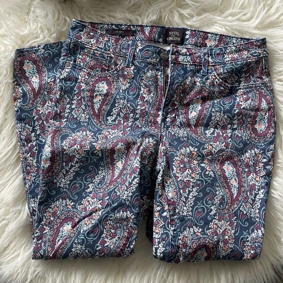 Boho NYDJ for CHICO’S Jeans Lift Tuck Paisley Skinny Ankle Blue Red Pink Size 6 - Picture 6 of 13